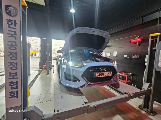 Hyundai Veloster 2019 — фото осмотра 1