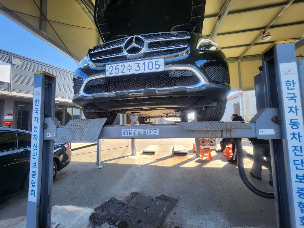 Mercedes-Benz GLC-Class 2019 — фото осмотра 1