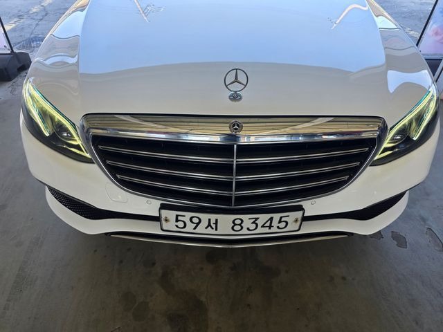 Mercedes-Benz E-Class 2017 — фото осмотра 1