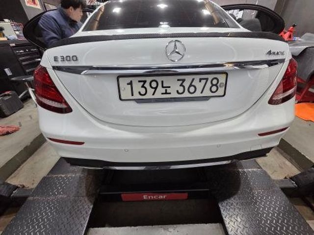 Mercedes-Benz E-Class 2020 — фото осмотра 2