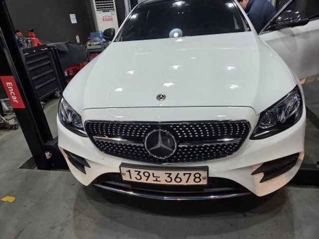 Mercedes-Benz E-Class 2020 — фото осмотра 1