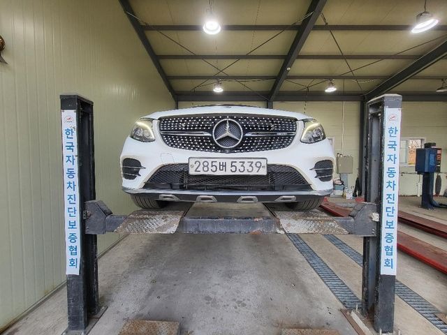 Mercedes-Benz GLC-Class 2019 — фото осмотра 1