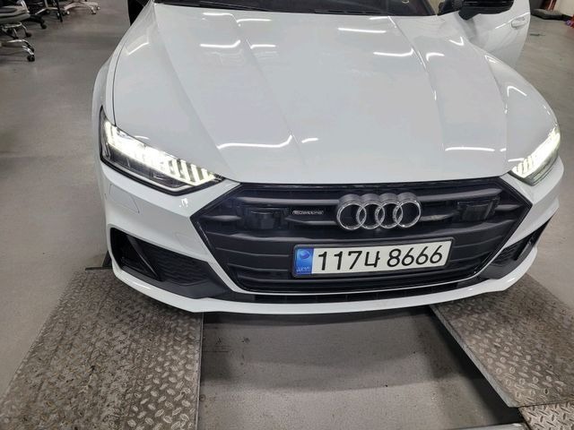 Audi A7 2022 — фото осмотра 1