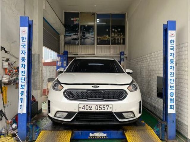 Kia Niro 2017 — фото осмотра 1