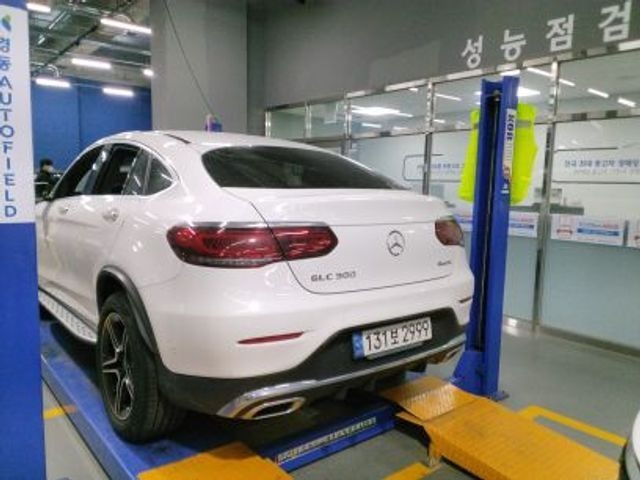 Mercedes-Benz GLC-Class 2022 — фото осмотра 2