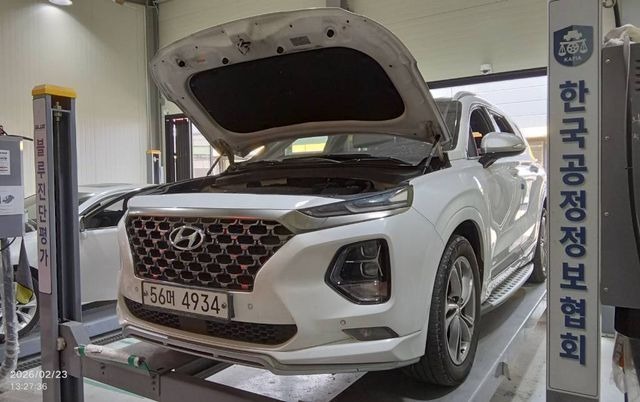 Hyundai Santafe 2019 — фото осмотра 1