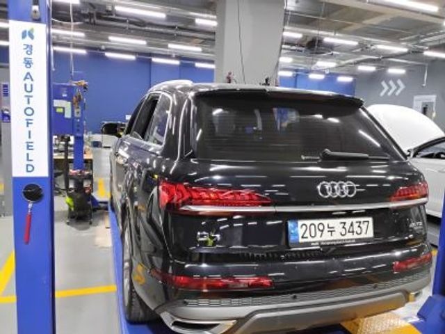 Audi Q7 2021 — фото осмотра 2