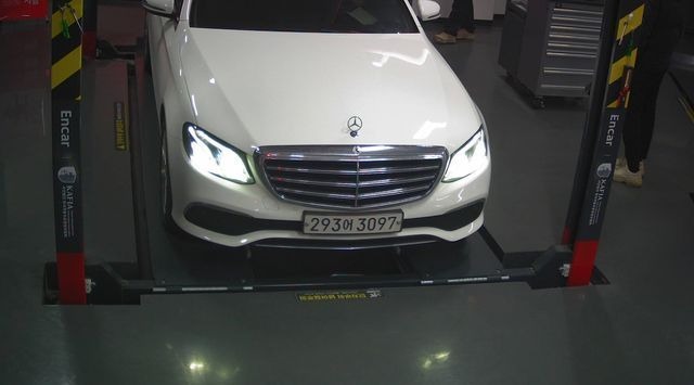 Mercedes-Benz E-Class 2019 — фото осмотра 1