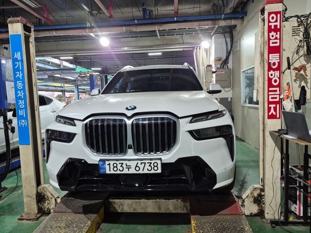 BMW X7 2024 — фото осмотра 1