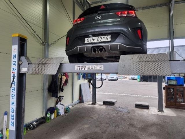 Hyundai Veloster 2018 — фото осмотра 2