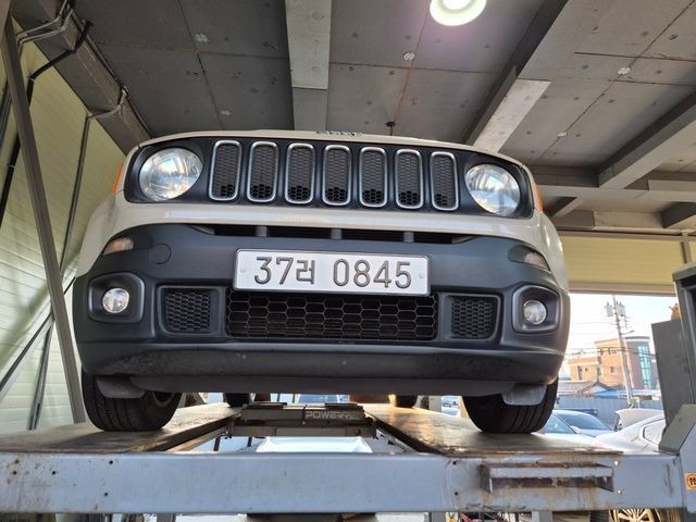 Jeep Renegade 2016 — фото осмотра 1
