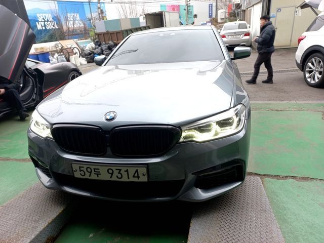 BMW 5-Series 2017 — фото осмотра 1