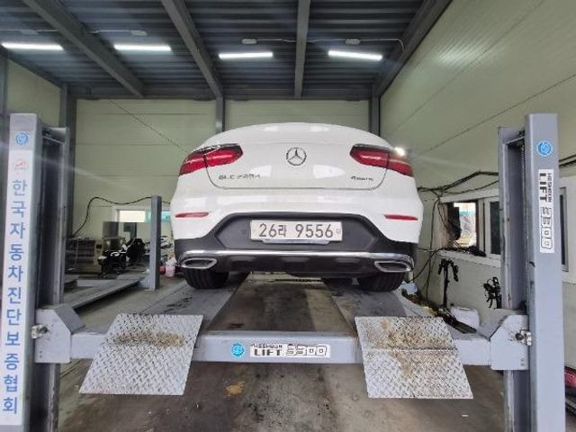 Mercedes-Benz GLC-Class 2018 — фото осмотра 2