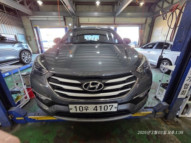 Hyundai Santafe 2018 — фото осмотра 1