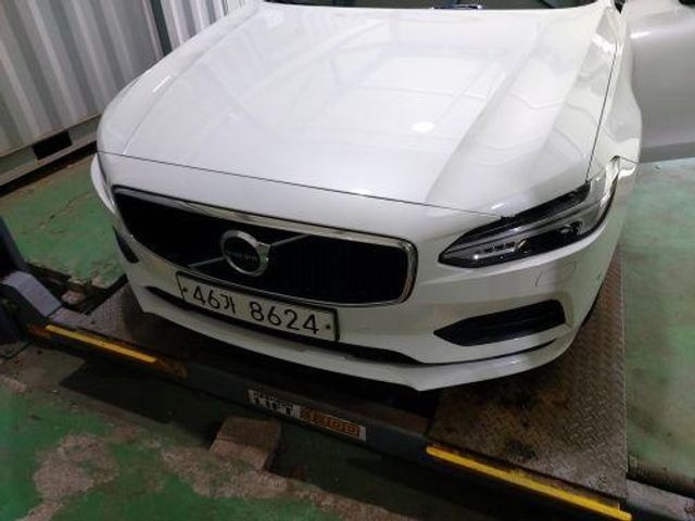 Volvo S90 2017 — фото осмотра 1