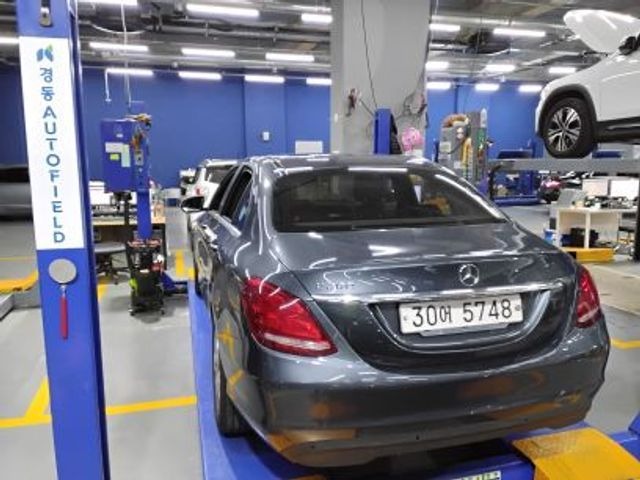 Mercedes-Benz C-Class 2016 — фото осмотра 2