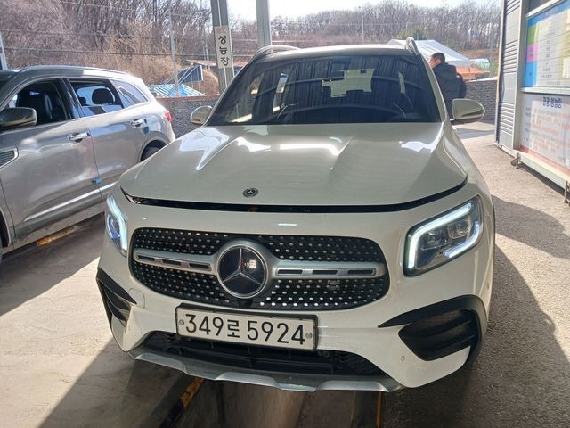 Mercedes-Benz GLB-Class 2020 — фото осмотра 1