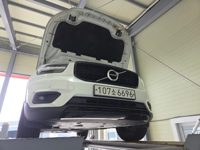 Volvo XC40 2020 — фото осмотра 1