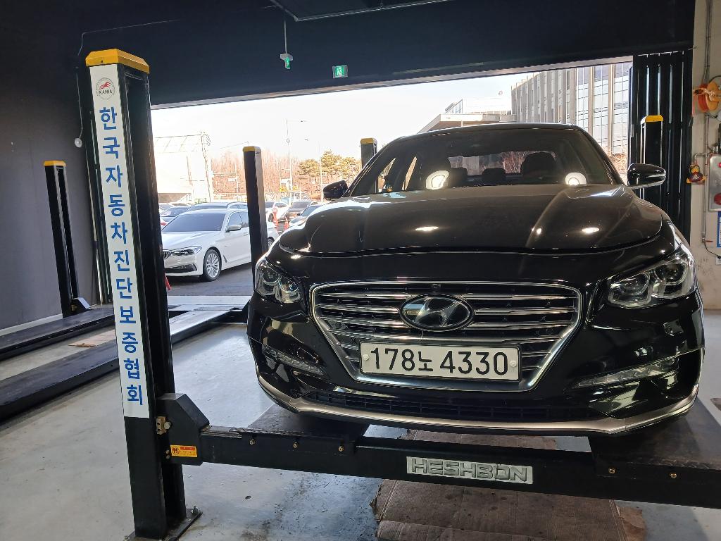 Hyundai Grandeur 2019 — фото осмотра 1