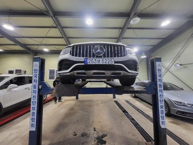 Mercedes-Benz GLC-Class 2023 — фото осмотра 1