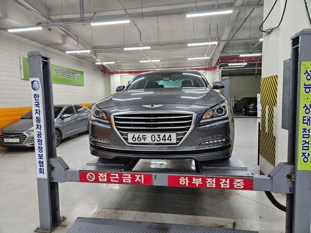 Hyundai Genesis 2014 — фото осмотра 1