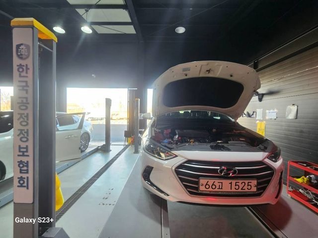 Hyundai AVANTE 2018 — фото осмотра 1