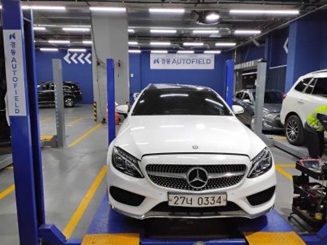 Mercedes-Benz C-Class 2017 — фото осмотра 1