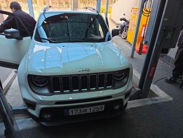 Jeep Renegade 2021 — фото осмотра 1