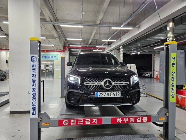 Mercedes-Benz GLB-Class 2023 — фото осмотра 1