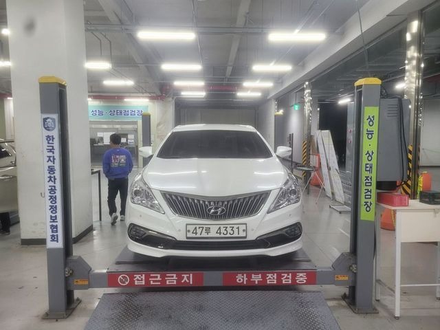 Hyundai Grandeur 2015 — фото осмотра 1