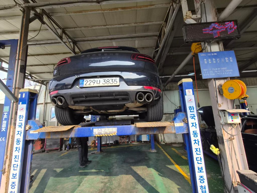Porsche Macan 2018 — фото осмотра 2