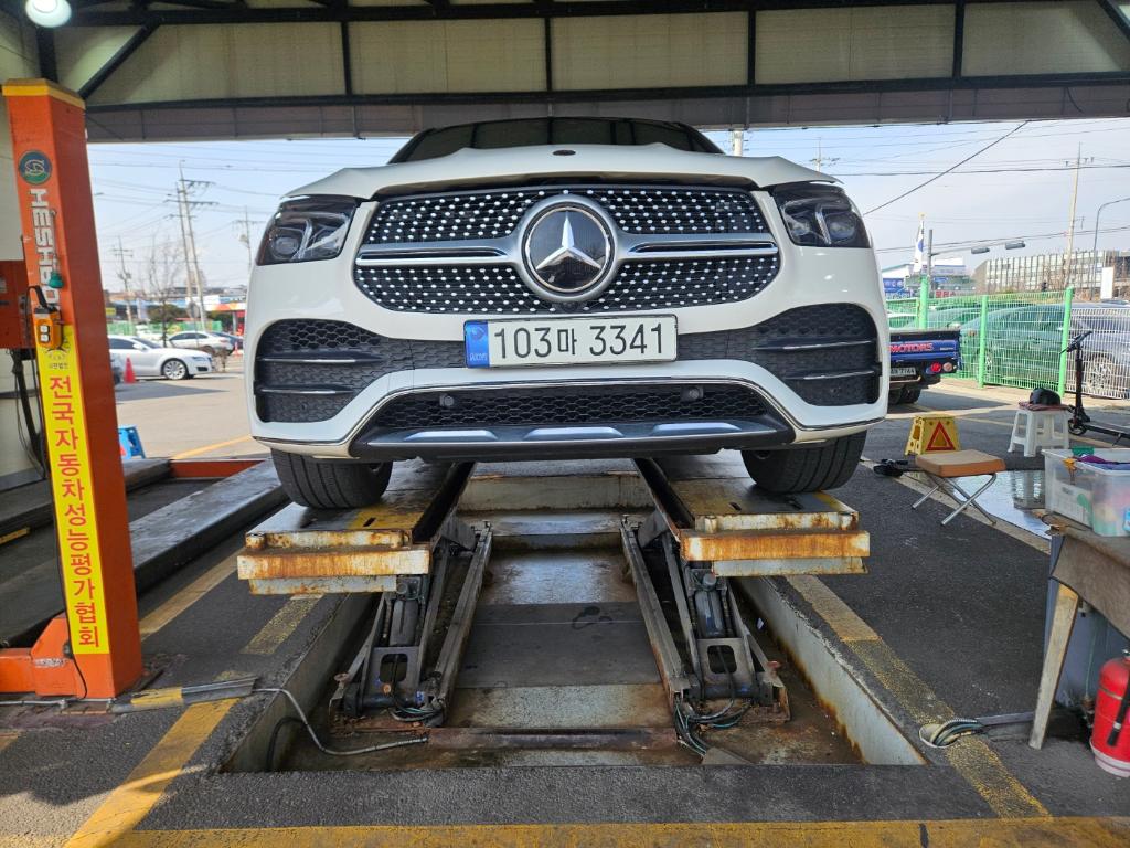 Mercedes-Benz GLE-Class 2021 — фото осмотра 1