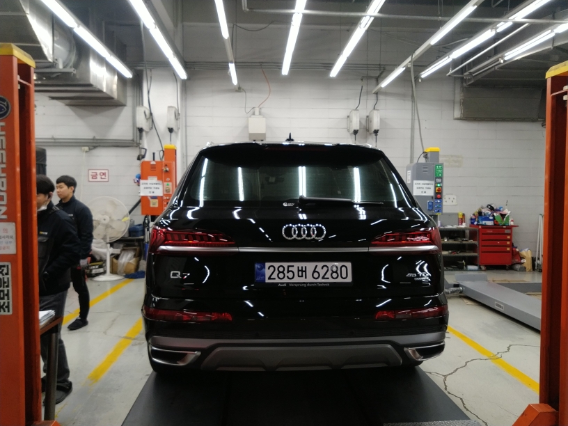 Audi Q7 2022 — фото осмотра 2