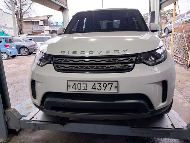 Land Rover Discovery 2019 — фото осмотра 1