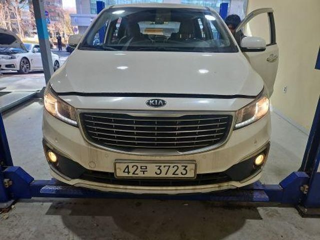 Kia Canival 2016 — фото осмотра 1