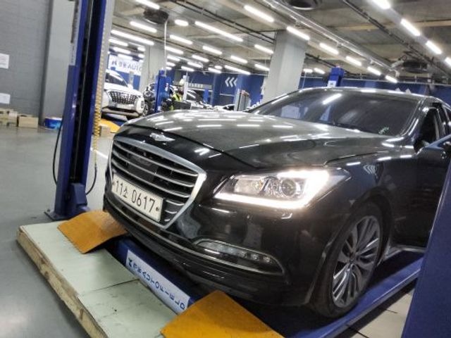 Hyundai Genesis 2016 — фото осмотра 1