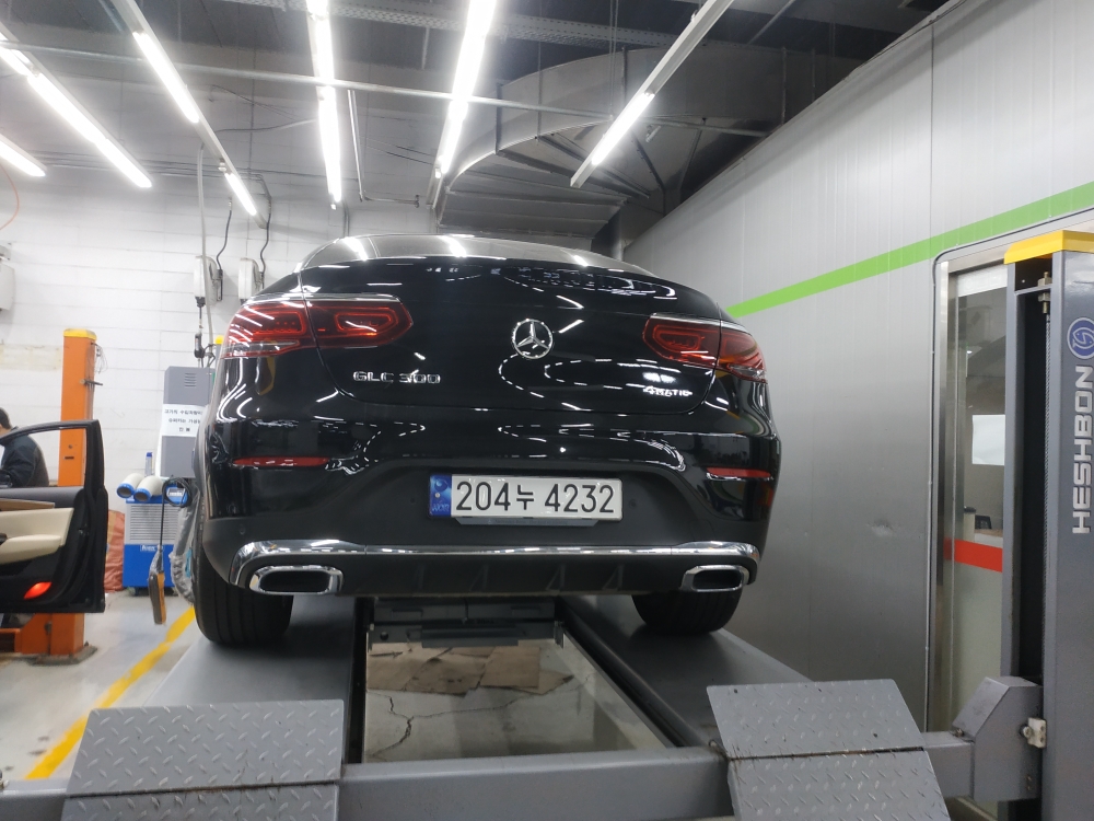 Mercedes-Benz GLC-Class 2023 — фото осмотра 2
