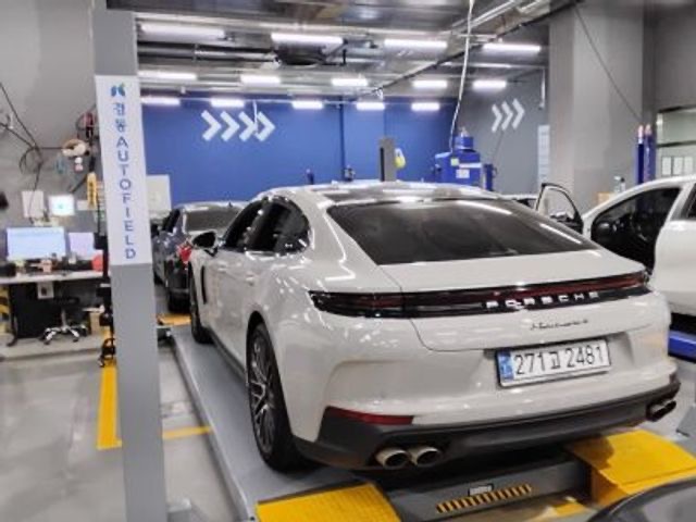 Porsche Panamera 2025 — фото осмотра 2