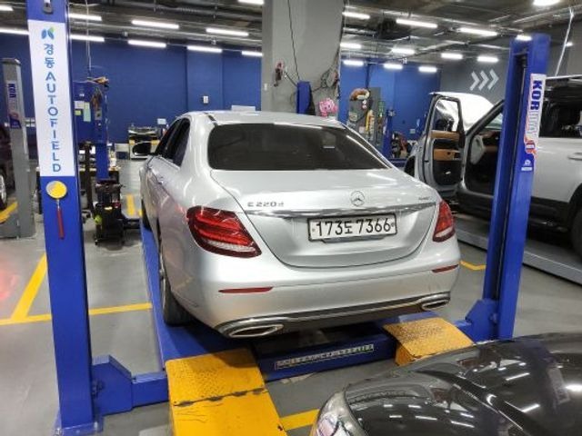 Mercedes-Benz E-Class 2020 — фото осмотра 2