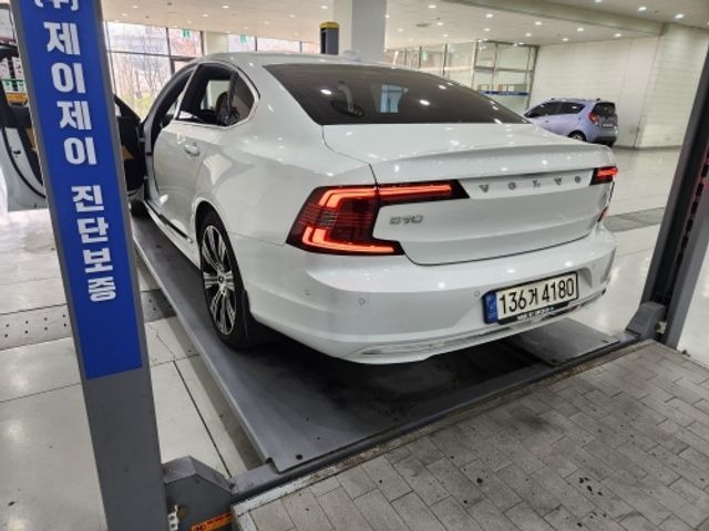 Volvo S90 2021 — фото осмотра 2