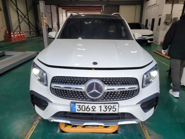 Mercedes-Benz GLB-Class 2021 — фото осмотра 1