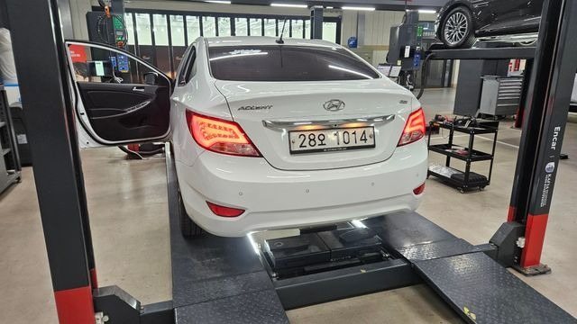 Hyundai Accent 2016 — фото осмотра 2