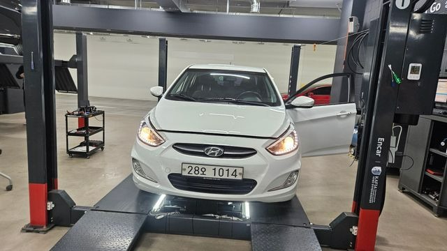 Hyundai Accent 2016 — фото осмотра 1