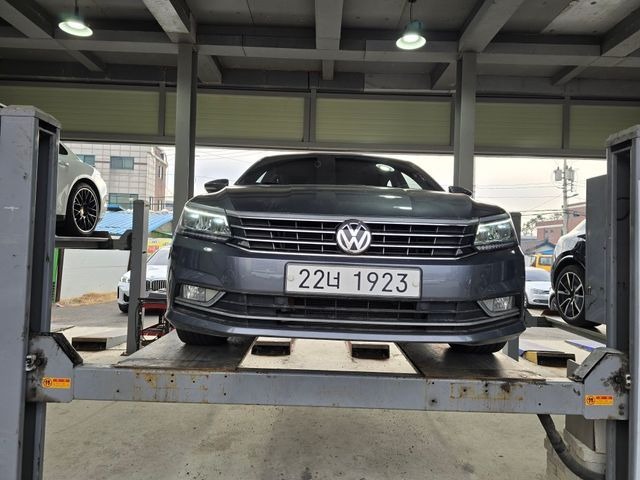 Volkswagen Passat 2018 — фото осмотра 1