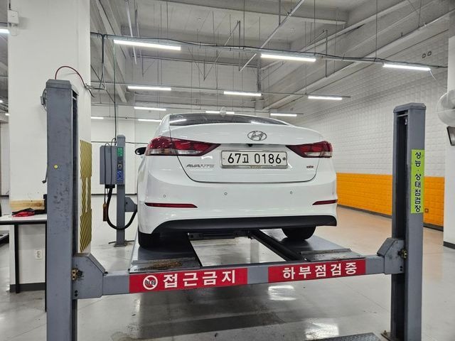 Hyundai AVANTE 2017 — фото осмотра 2