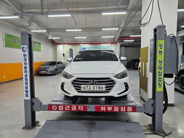Hyundai AVANTE 2017 — фото осмотра 1