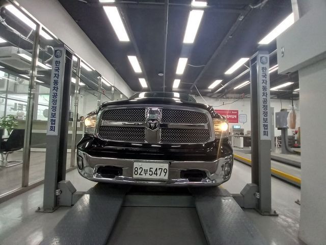 Dodge Ram Pick Up 2014 — фото осмотра 1