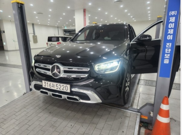 Mercedes-Benz GLC-Class 2021 — фото осмотра 1