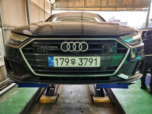 Audi A7 2022 — фото осмотра 1