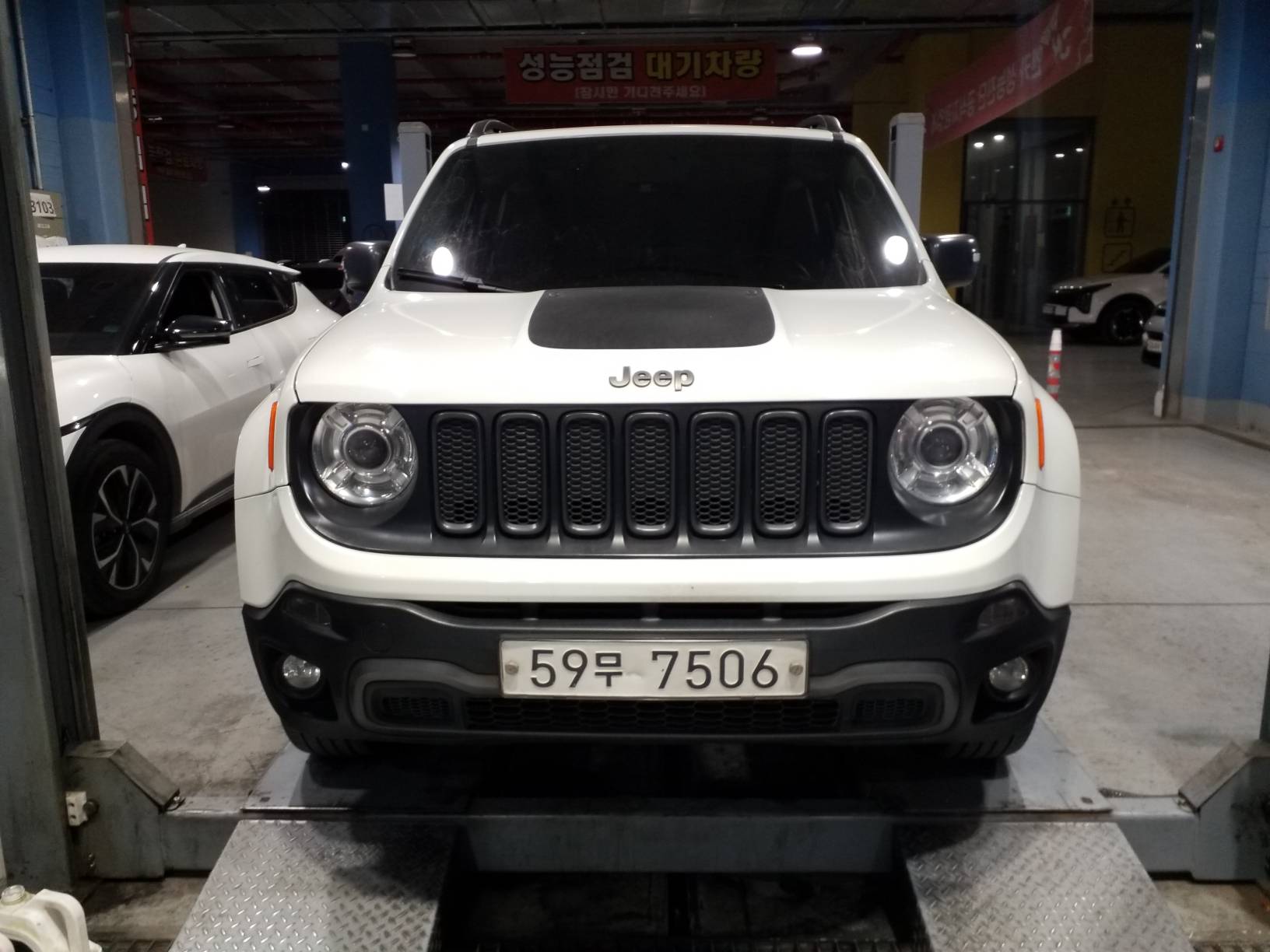 Jeep Renegade 2017 — фото осмотра 1